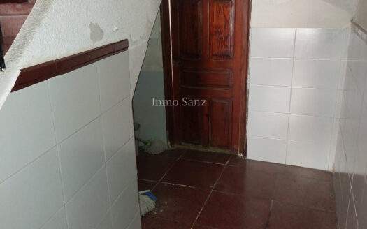 EDIFICIO Y PARCELA CERCA PLAYA
