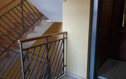 APPARTEMENT AVEC PISCINE