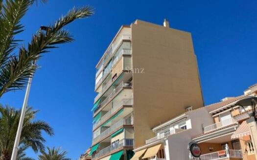 APARTAMENTO EN 1ª LINEA DE PLAYA