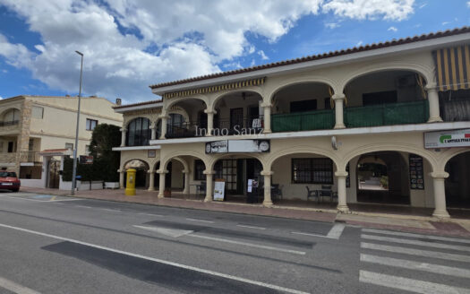 RESTAURANTE Y SALON