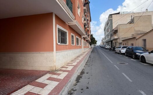 PISO EN EL CAMPELLO