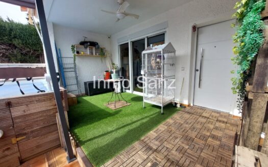 CASA PAREADA EN AIGÜES