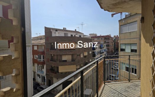 APARTAMENTO EN EL CAMPELLO PUEBLO