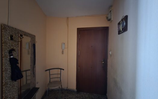 APARTAMENTO A REFORMAR