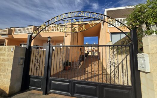 ADOSADO EN RIO PARK – MUTXAMEL